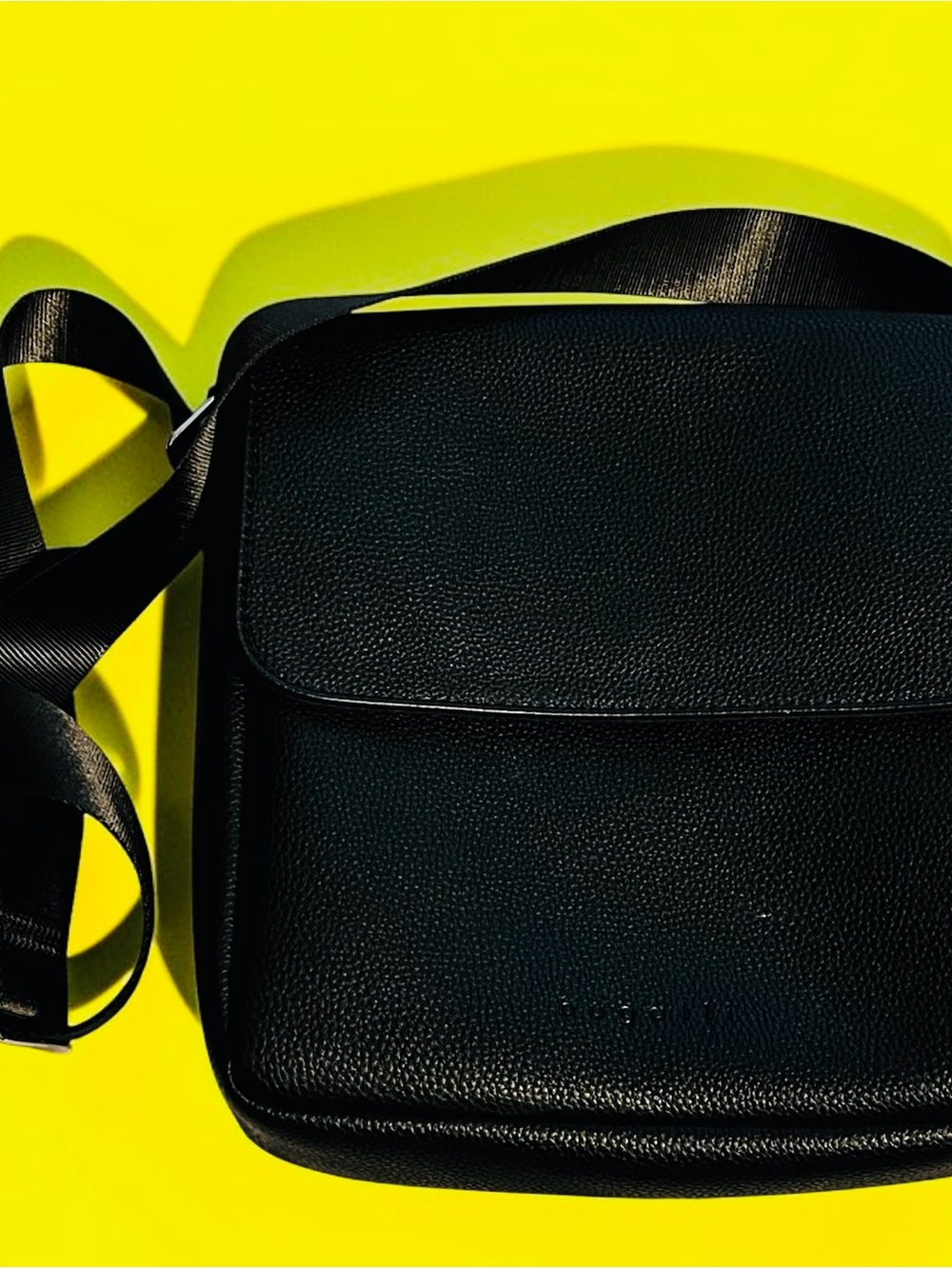 Bugatti Black Pebbled Leather Messenger Bag Crossbody Laptop Work Business Bag